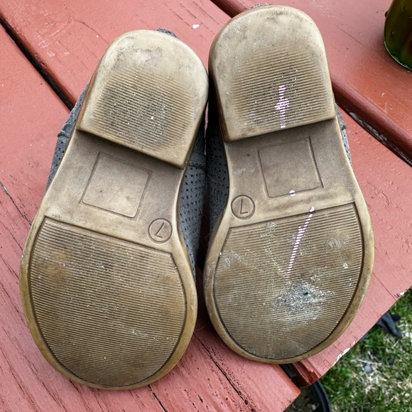 Scout Gray and Tan Desert Boots with Perforated Upper - Picture 6 of 6